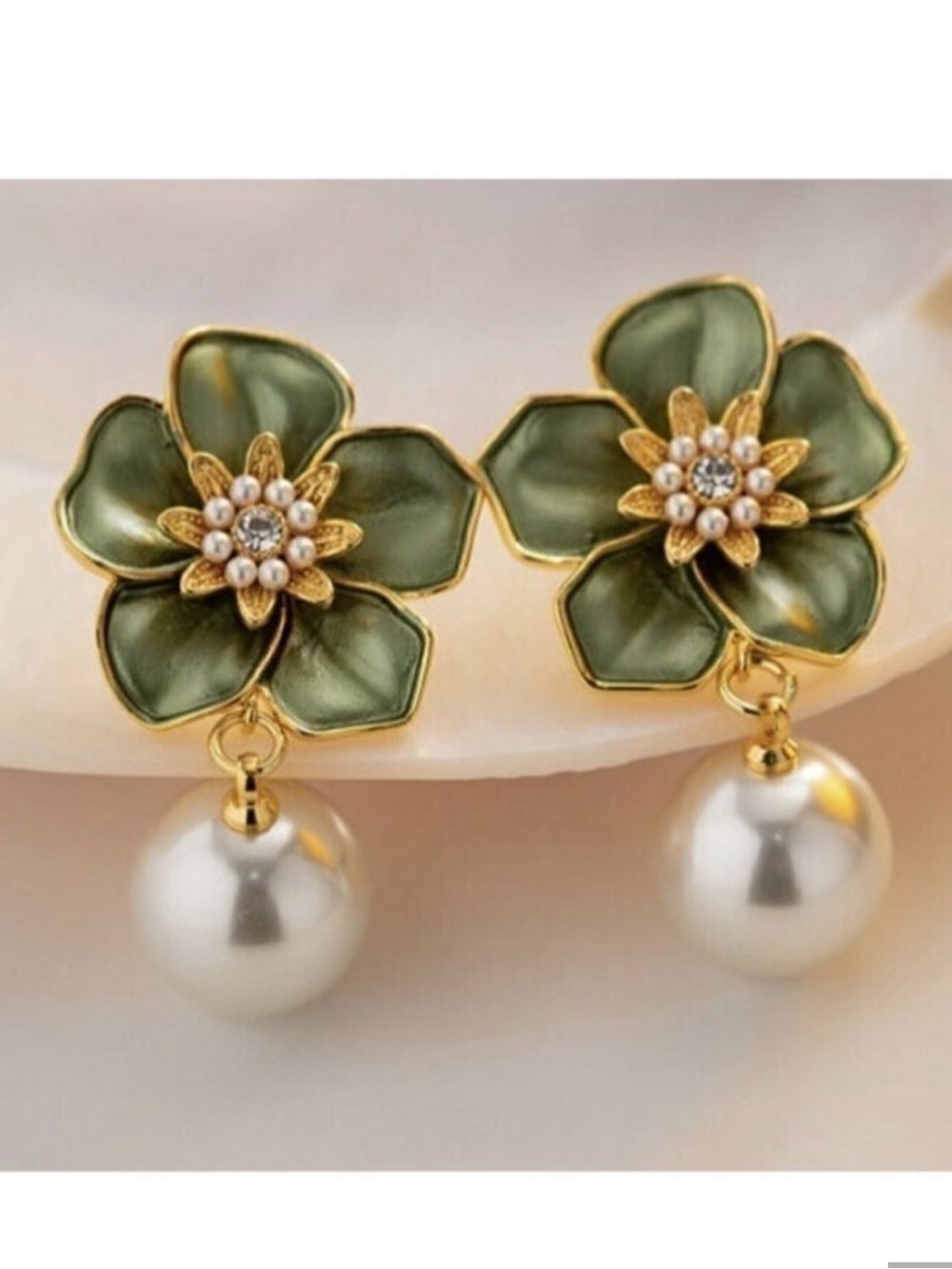 Vintage style 925 stud Enamel Camellia earrings Green womens jewelry